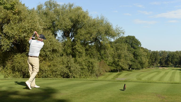 PHOTO BERNARD BRAULT, GOLF CANADA -KAHNAWAKE, Quebec: SEPT 14, 2017 Canadian men's Senior Championship Championnat canadien sénior masculin The Kanawaki Golf Club